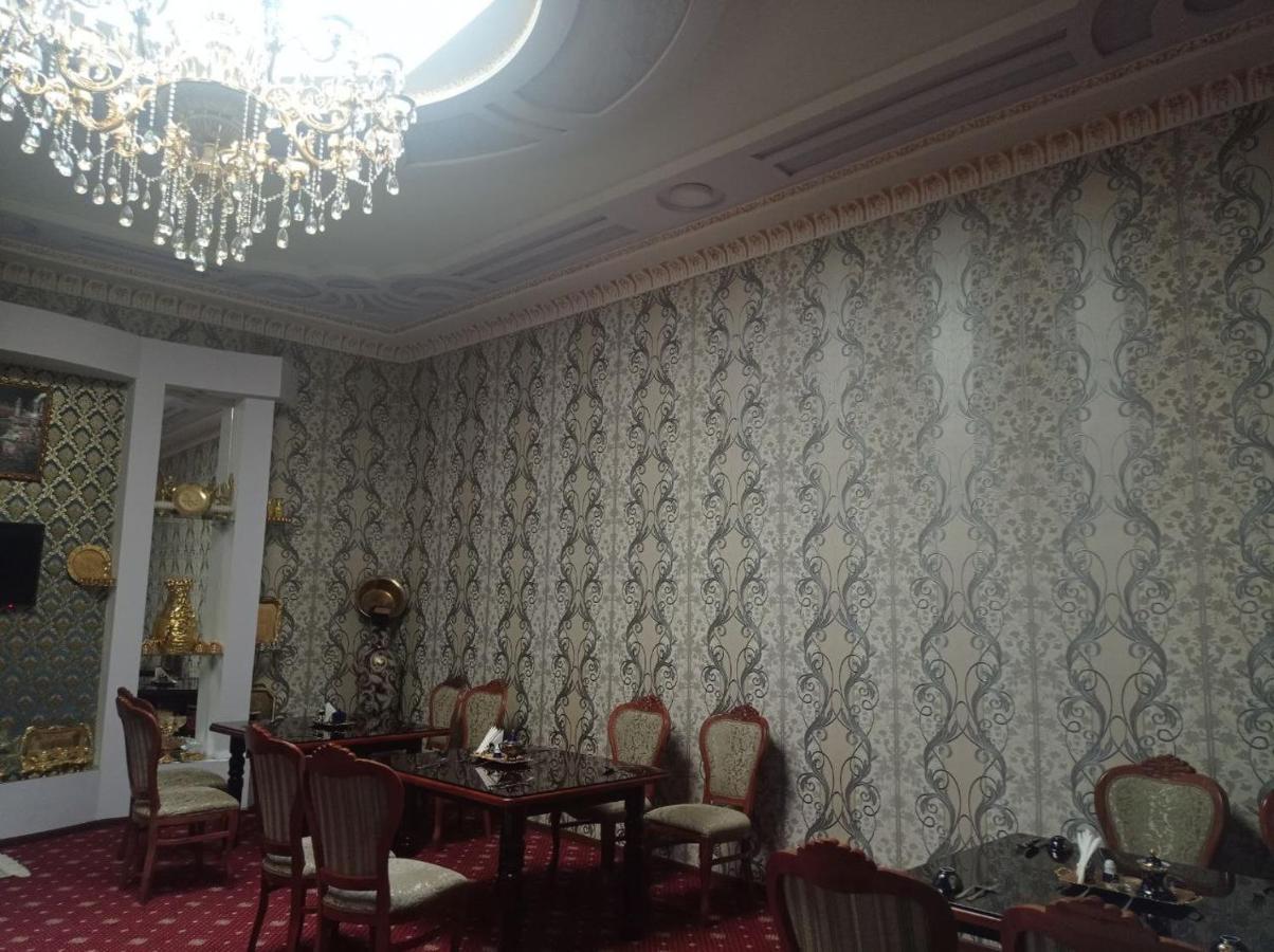 Hotel Rizqiro'Z Boutique Buchara Buitenkant foto