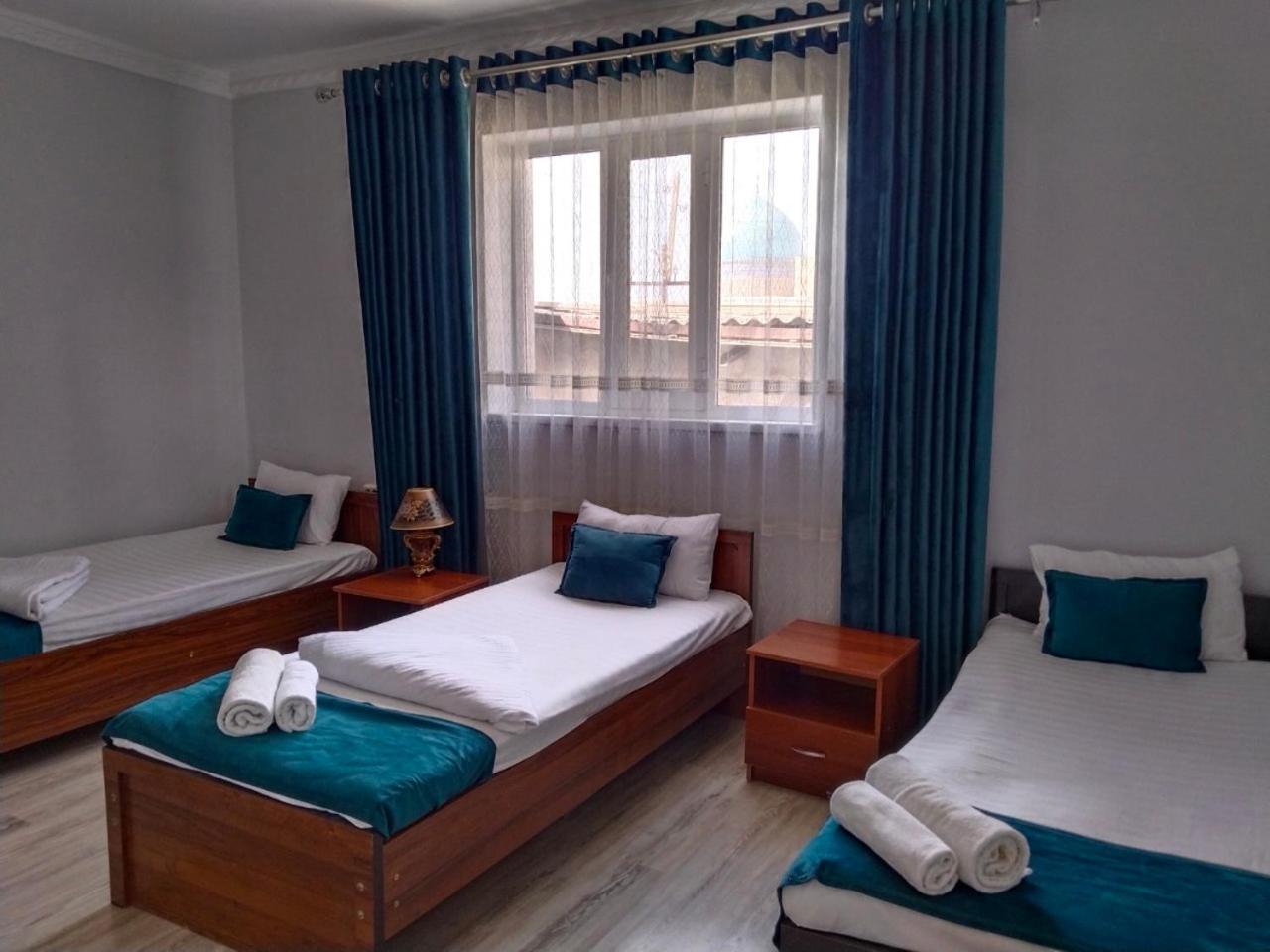 Hotel Rizqiro'Z Boutique Buchara Buitenkant foto