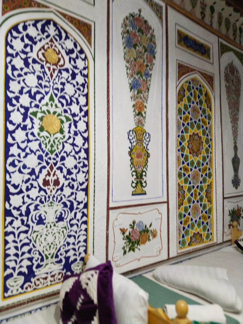 Hotel Rizqiro'Z Boutique Buchara Buitenkant foto