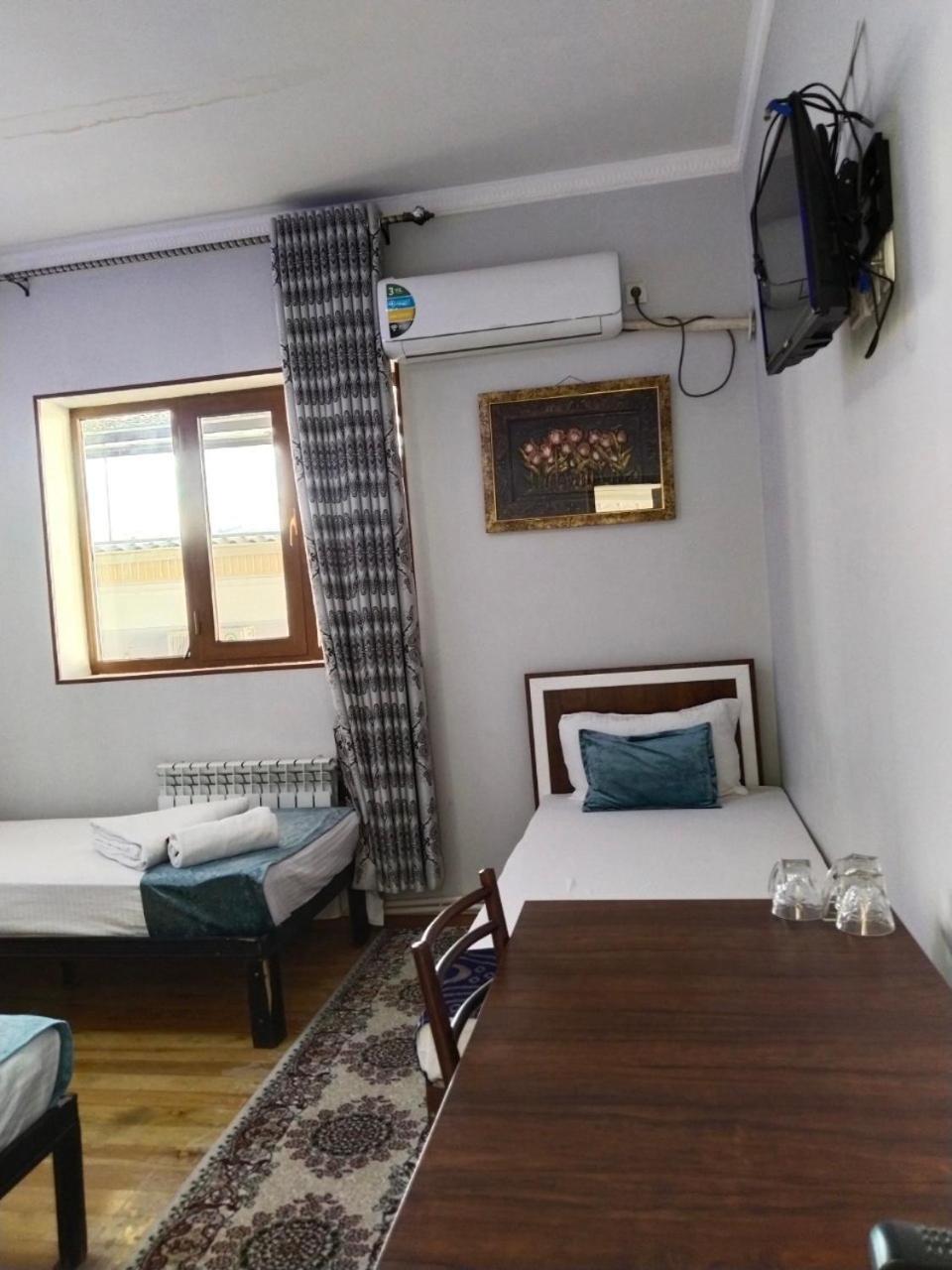 Hotel Rizqiro'Z Boutique Buchara Buitenkant foto