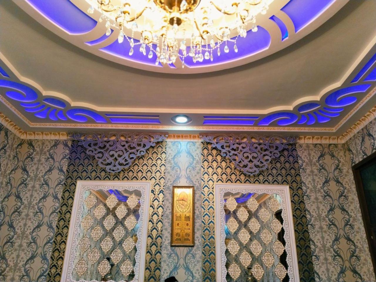 Hotel Rizqiro'Z Boutique Buchara Buitenkant foto