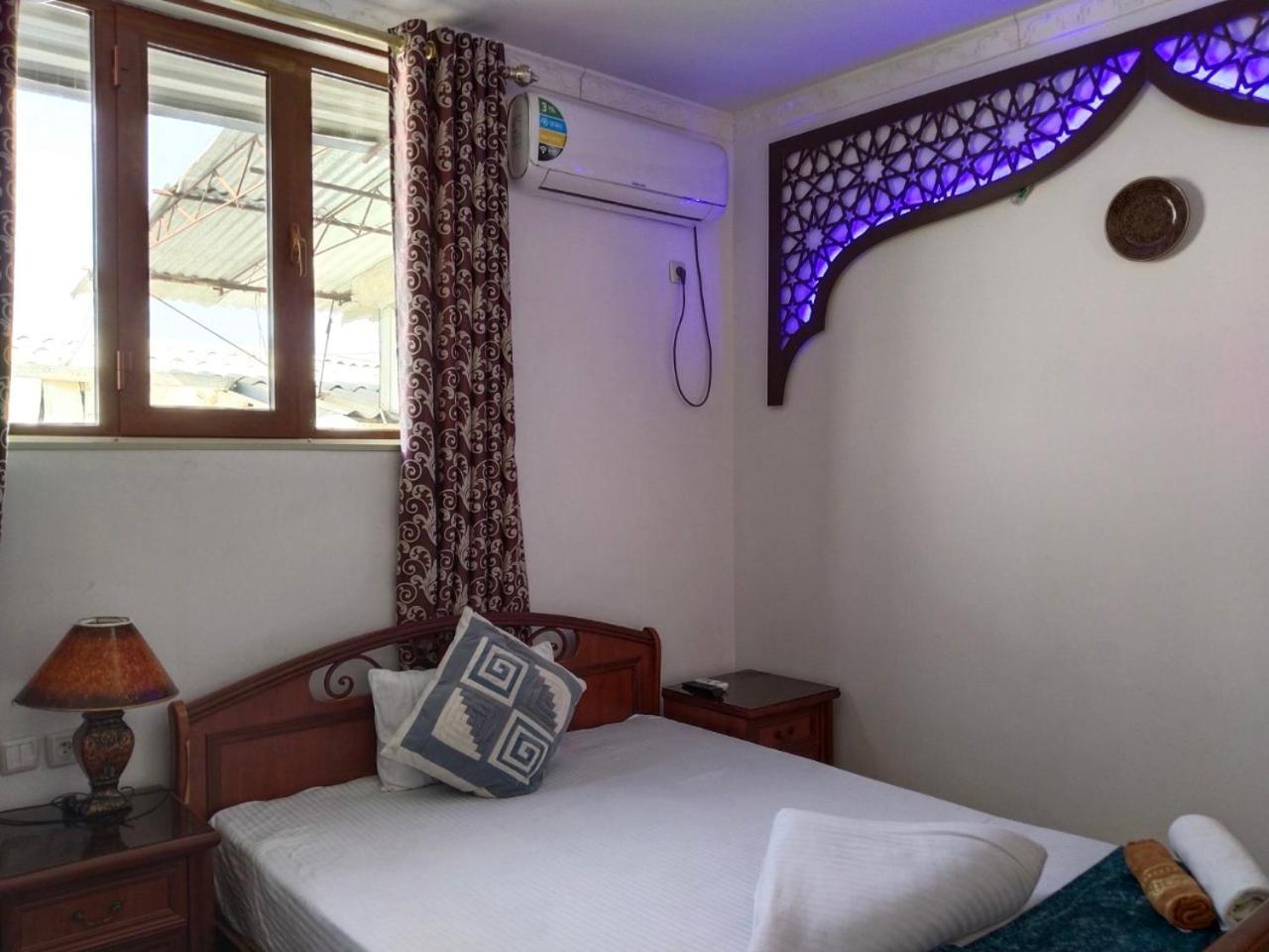 Hotel Rizqiro'Z Boutique Buchara Buitenkant foto