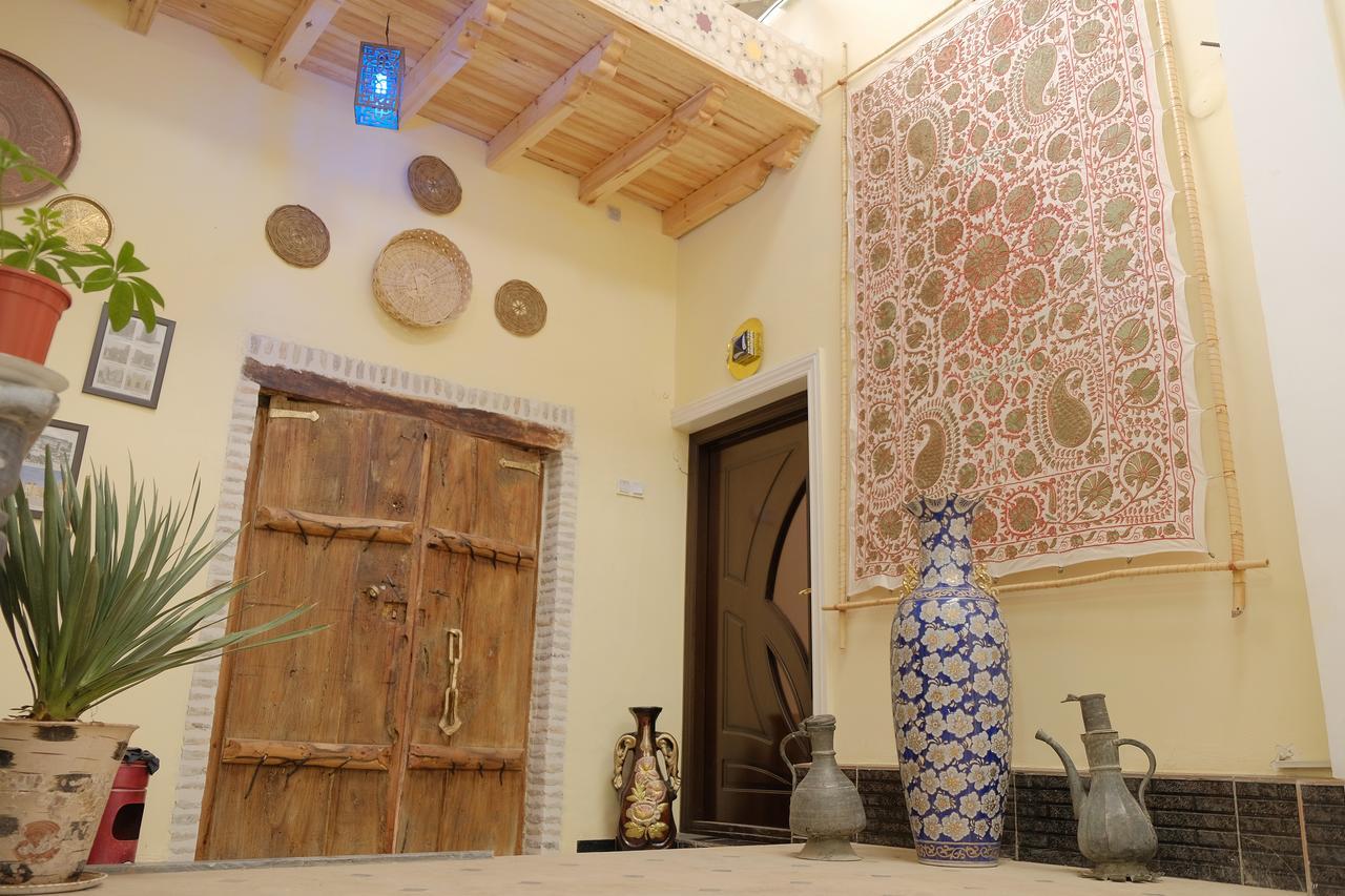 Hotel Rizqiro'Z Boutique Buchara Buitenkant foto